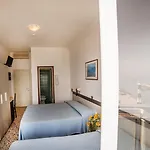 Europa Hotel 3*