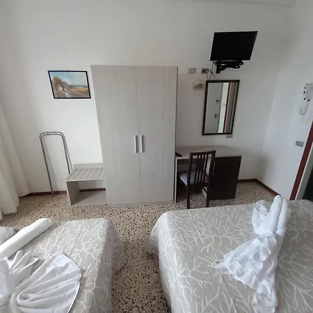Europa Hotel 3*